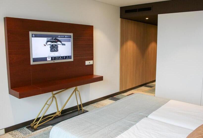 スーペリアールーム, Pena Park