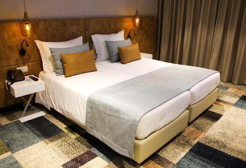 スーペリアールーム, Pena Park