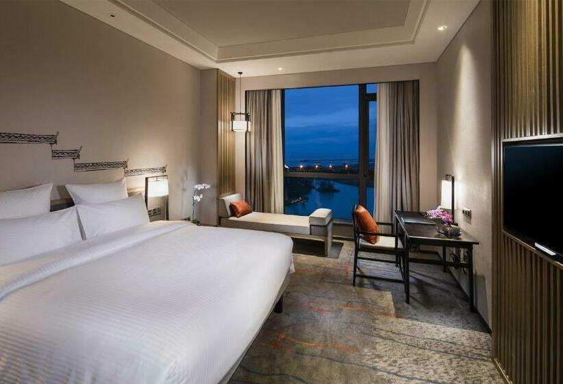 이그제큐티브 룸 킹사이즈 침대, Pullman Hefei Sunac