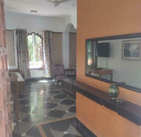 اتاق لوکس, Rangniwas Palace