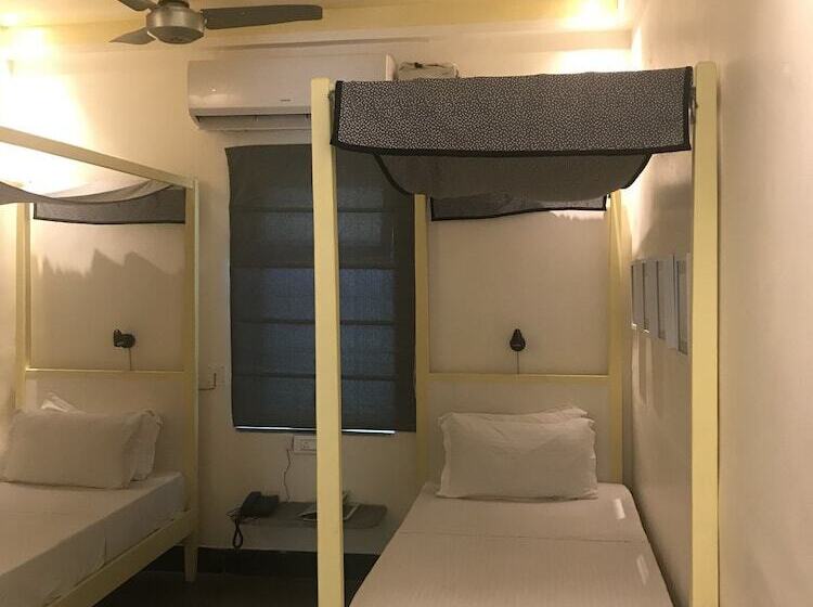 اتاق استاندارد, Rangniwas Palace