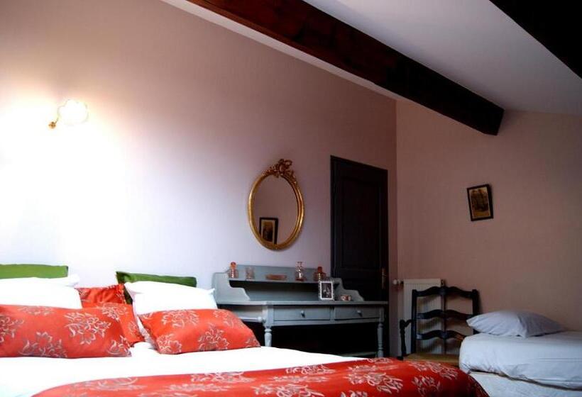 4인용 스탠다드 룸, Logis Hotel   Restaurant La Marbrerie