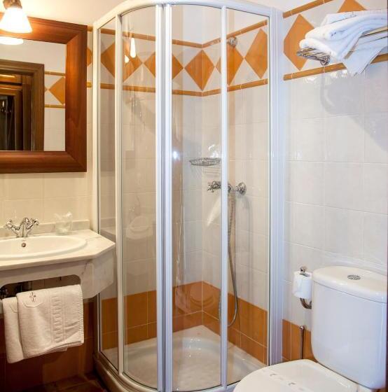 Номер Basic, The Island