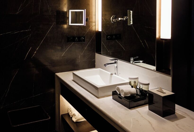 Номер Executive, Hilton Ningbo Dongqian Lake