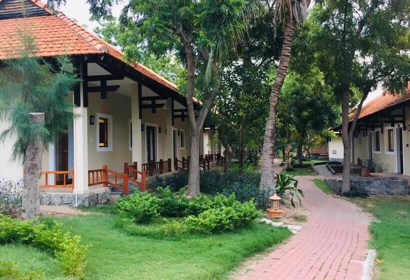 Superior bungalow garden view, Ttc Resort Ninh Thuan Unlimited Access To Water Park