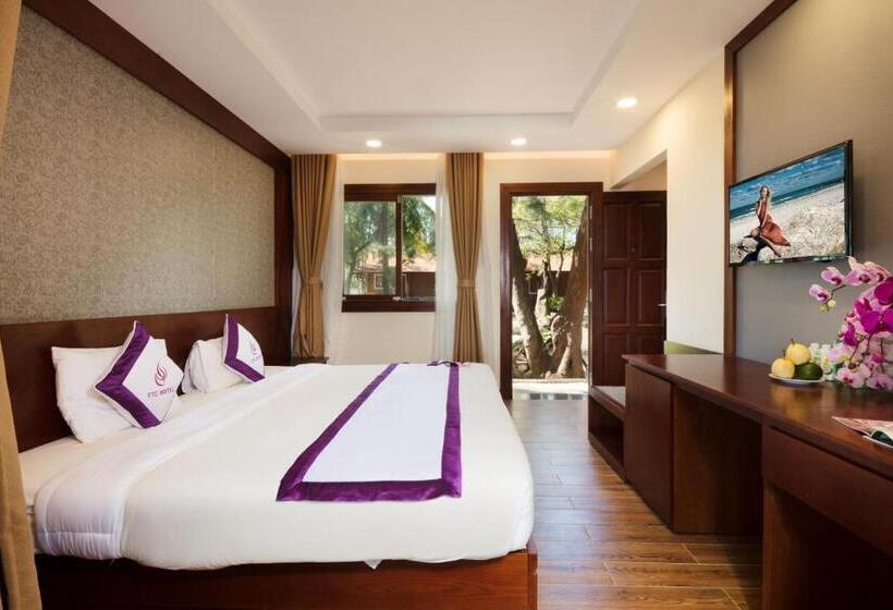 Superior bungalow garden view, Ttc Resort Ninh Thuan Unlimited Access To Water Park