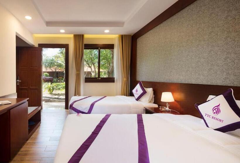 Superior bungalow garden view, Ttc Resort Ninh Thuan Unlimited Access To Water Park