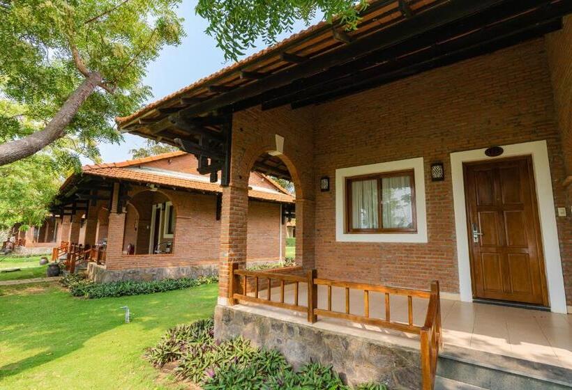 بانگلوی لوکس, Ttc Resort Ninh Thuan Unlimited Access To Water Park