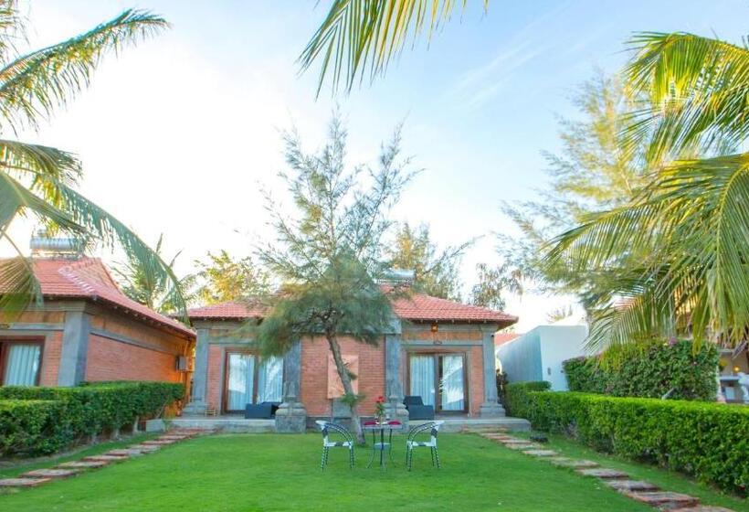 سوییت سینیور با چشمانداز دریا, Ttc Resort Ninh Thuan Unlimited Access To Water Park