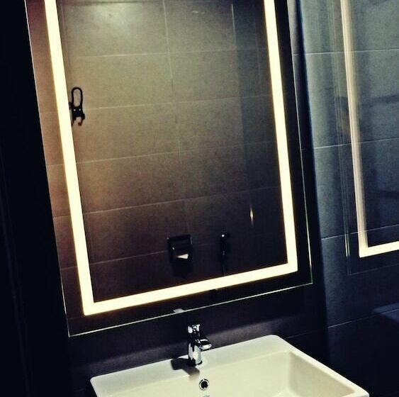 Номер Стандарт, Roomies Suites