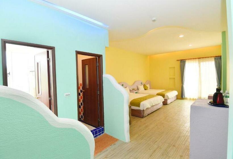 اتاق لوکس چهار تخته, Rock House