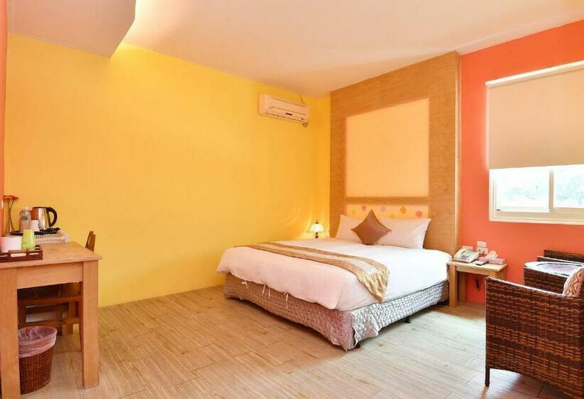 اتاق استاندارد, Rock House