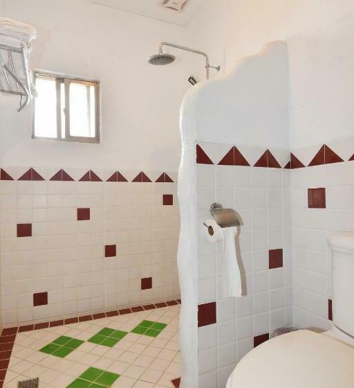 اتاق خانوادگی, Rock House