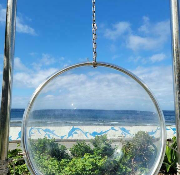 اتاق استاندارد چهار تخته, Sanasai Inn