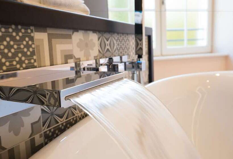 주니어 스위트, Les Jardins Du Mess