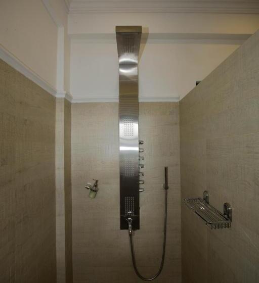 豪华海景房带阳台, Sea World Boutique