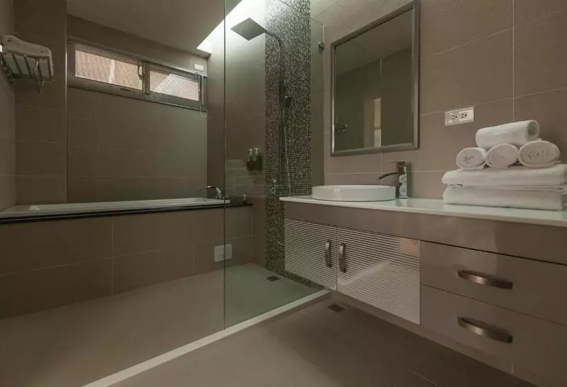 اتاق استاندارد چهار تخته, I Leisure B&b