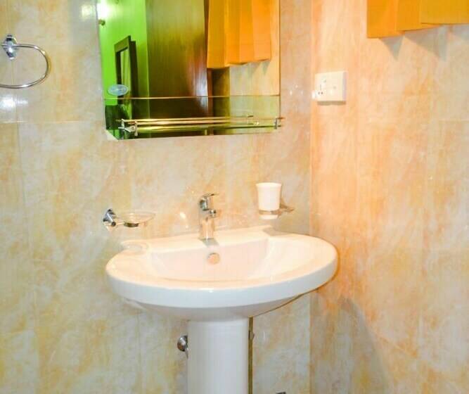 Номер Deluxe Вид на Озеро, Cinnamon Lake Inn