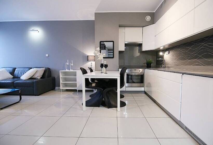 Апартаменты 1 Спальня, Absynt Apartments Old Town Deluxe