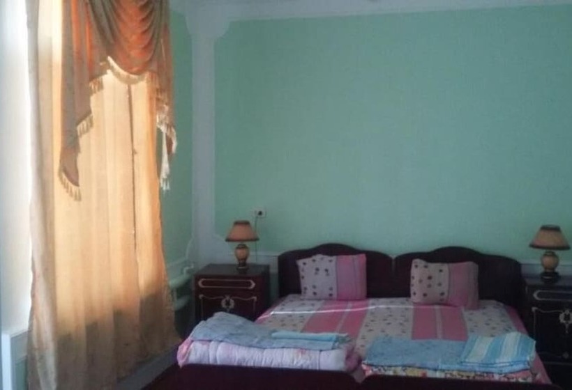 Номер Стандарт, B&b Bahodir