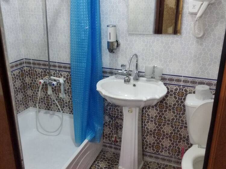 标准单人间, B&b Bahodir