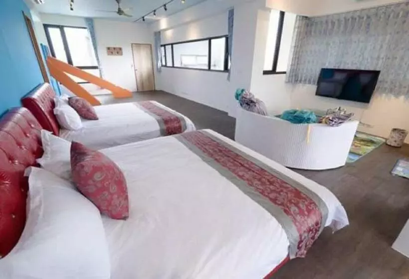 اتاق خانوادگی با چشم‌انداز دریا, Lanyang Beach Villa