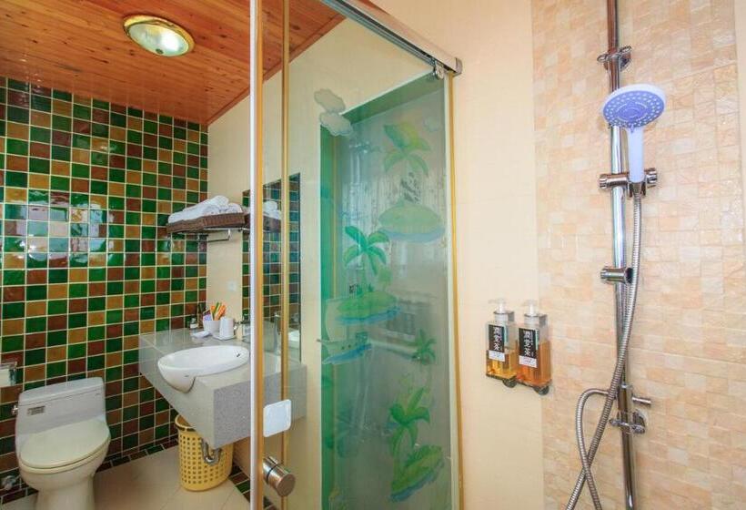 اتاق استاندارد چهارنفره با بالکن, Lanyang Beach Villa