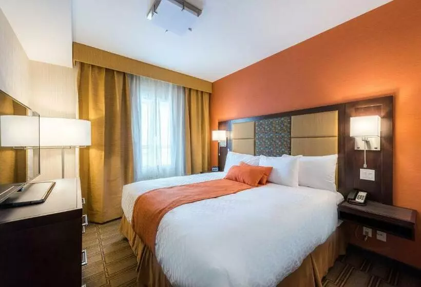 ２ベッドスイートルーム, Best Western Plus Chateau Fort St. John