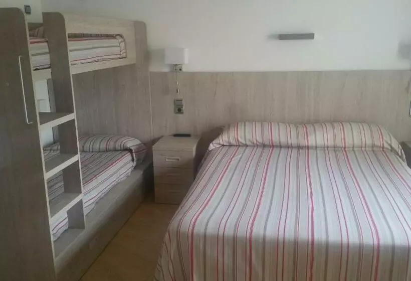 Familienzimmer, Can Català