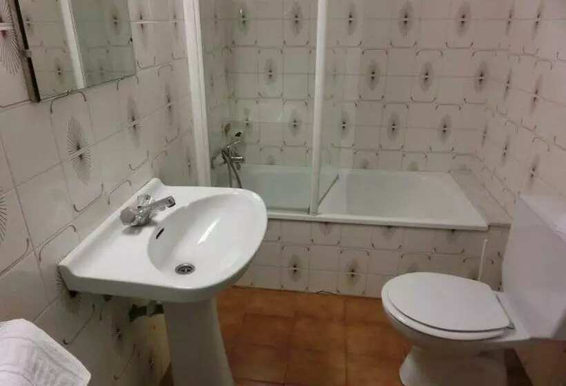 3-Bett-Standardzimmer, Can Català