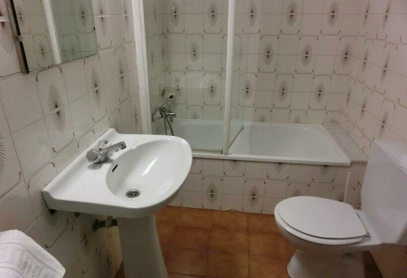 ファミリールーム, Can Català