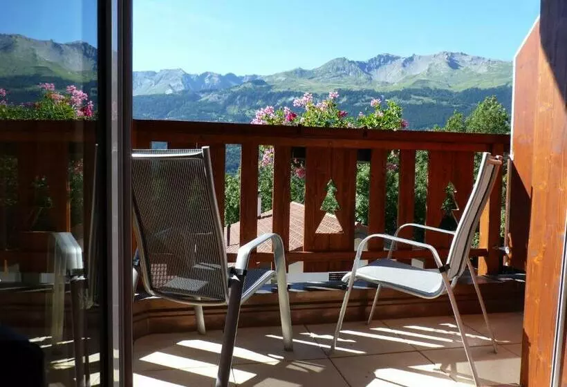 Standard-huone Parveke, Chalet Des Alpes
