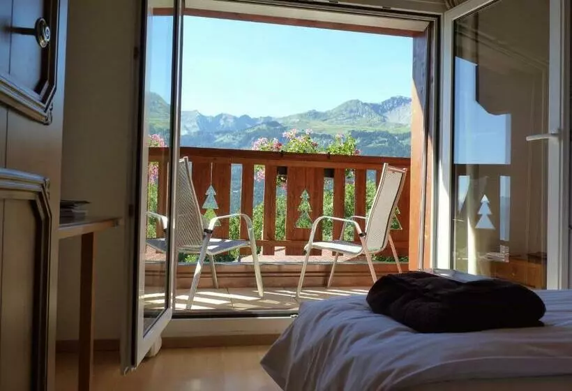 Standard-huone Parveke, Chalet Des Alpes