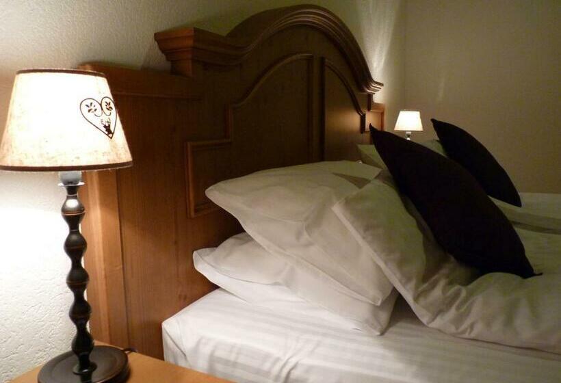 스탠다드 발코니 룸, Chalet Des Alpes