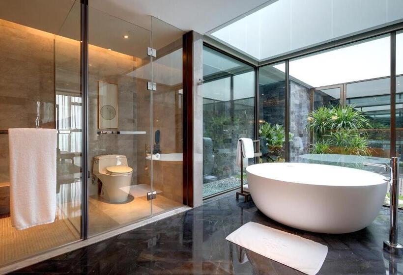 Люкс, Dongguan Dongcheng International Hotel Free Shuttle Bus To Canton Fair Exhibition Center During Ca