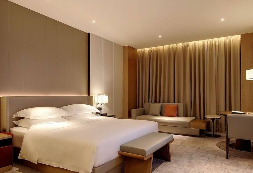 Номер бизнес-класса, Dongguan Dongcheng International Hotel   Free Shuttle Bus To Canton Fair Exhibition Center During Ca