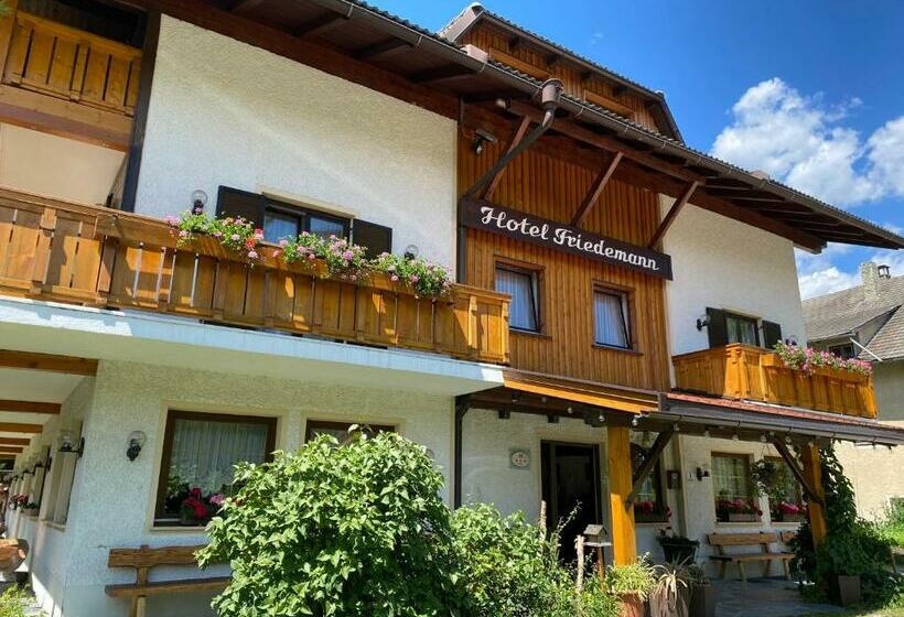 Pokój Standard, Friedemann