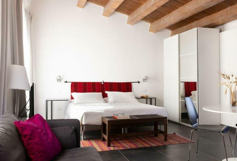 Полулюкс, Masseria Del Carrubo