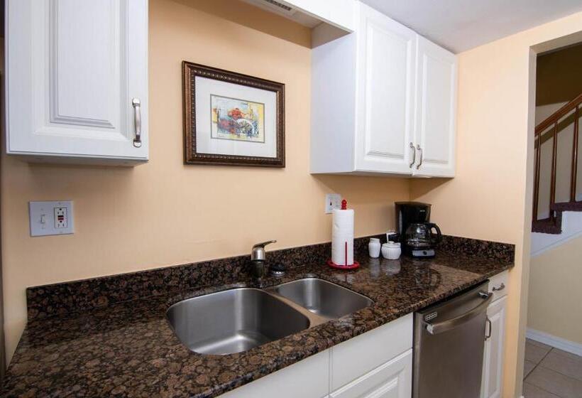 منزل غرفتين نوم, Palm Beach Waterfront Suites