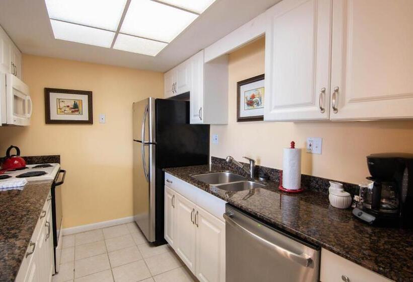 منزل غرفتين نوم, Palm Beach Waterfront Suites