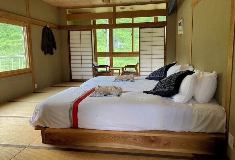 غرفة أساسية, Komatsuya Seki Onsen