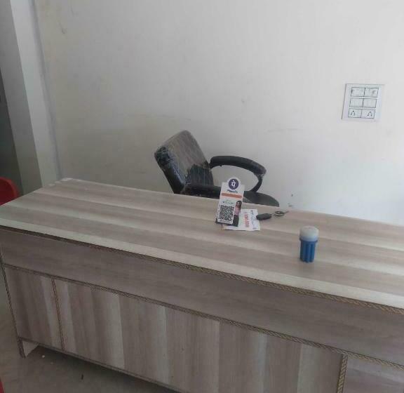 Трехместный Номер Классика, Oyo Hotel Blue Star