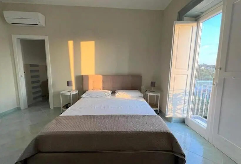 バルコニー付きデラックスルーム, Palazzo Palumbo