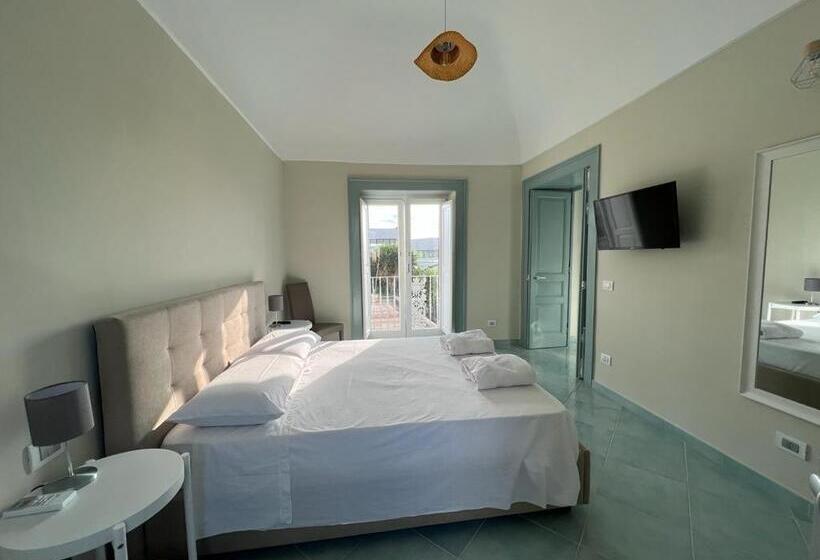 آپارتمان 1 خوابه با چشم‌انداز دریا, Palazzo Palumbo