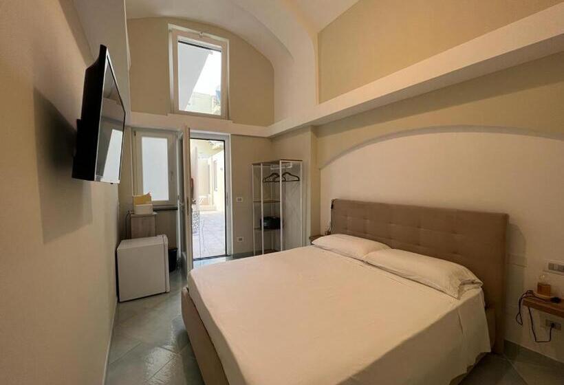 اتاق عادی, Palazzo Palumbo