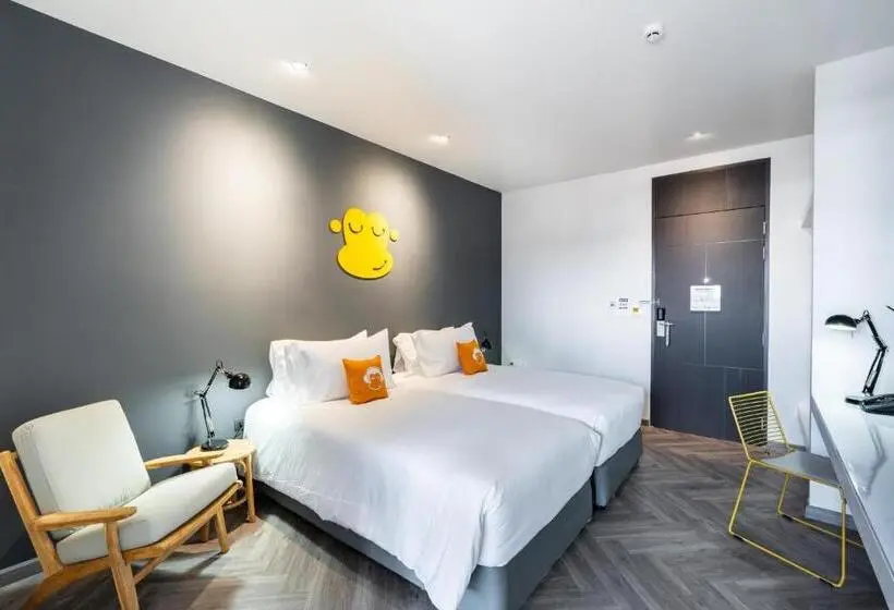 اتاق لوکس, Newly Opened   Blu Monkey Hub And Hotel Krabi Town