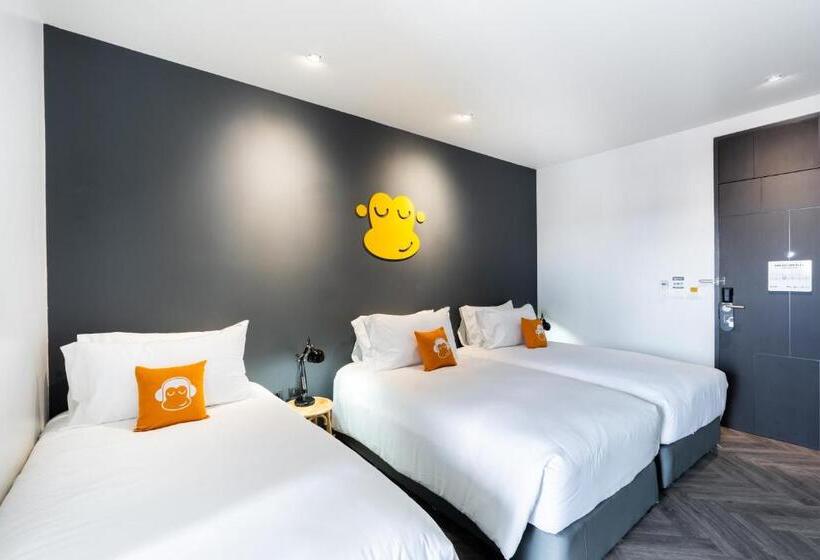 디럭스 트리플 룸, Newly Opened Blu Monkey Hub And Hotel Krabi Town