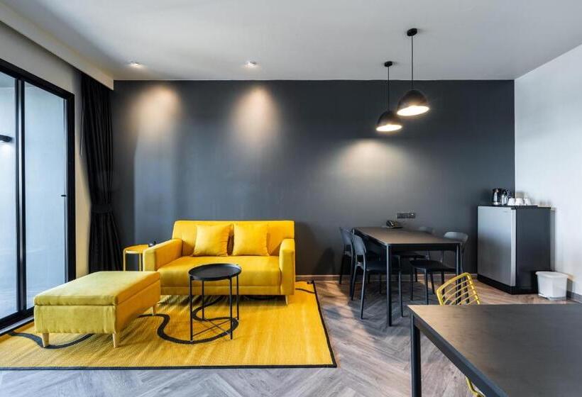 스탠다드 룸 킹사이즈 침대, Newly Opened   Blu Monkey Hub And Hotel Krabi Town