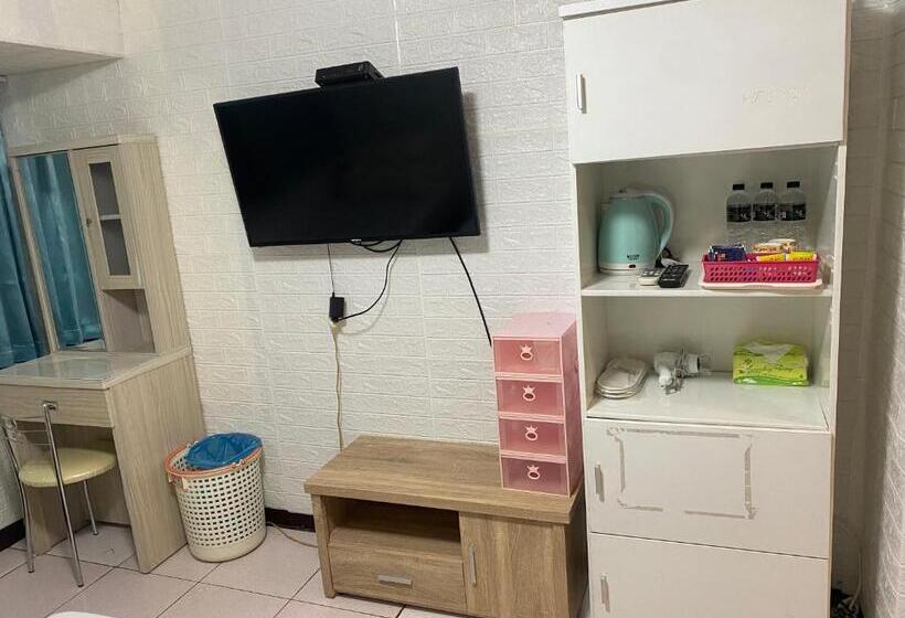 اتاق استاندارد سه نفره, Ez Stay