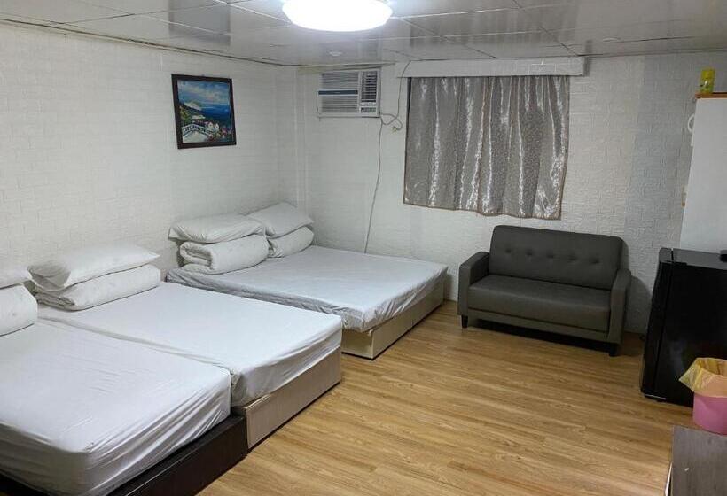 اتاق استاندارد چهار تخته, Ez Stay